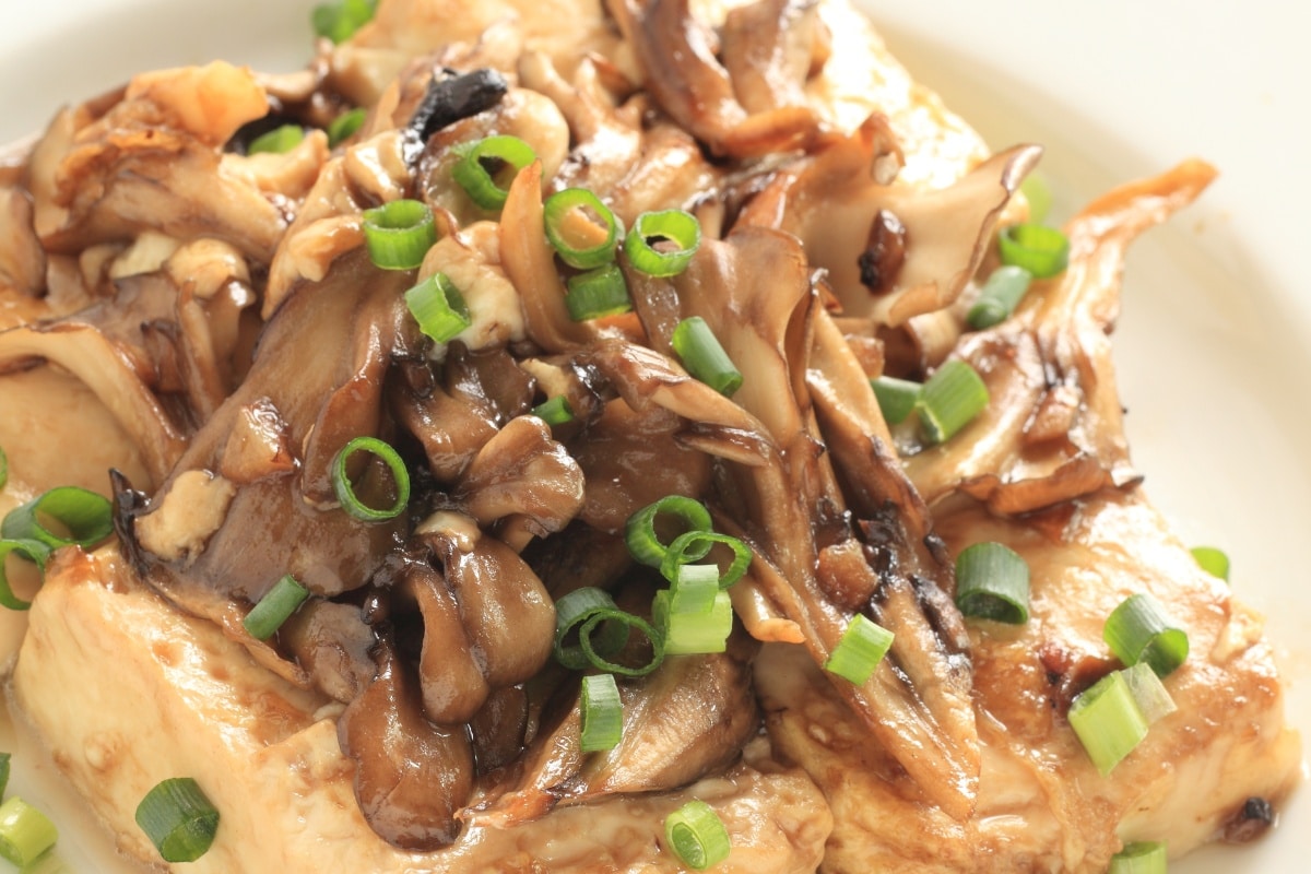 maitake sauté cooking